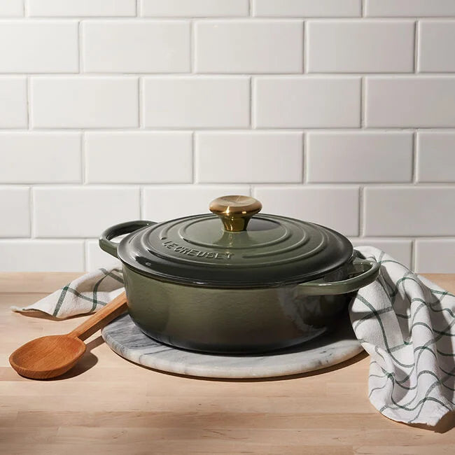 Signature Round Wide Oven