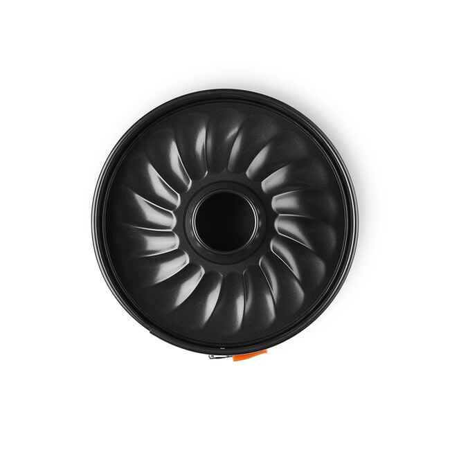 Non-stick Metal Bakeware Fluted Springform Pan with Funnel