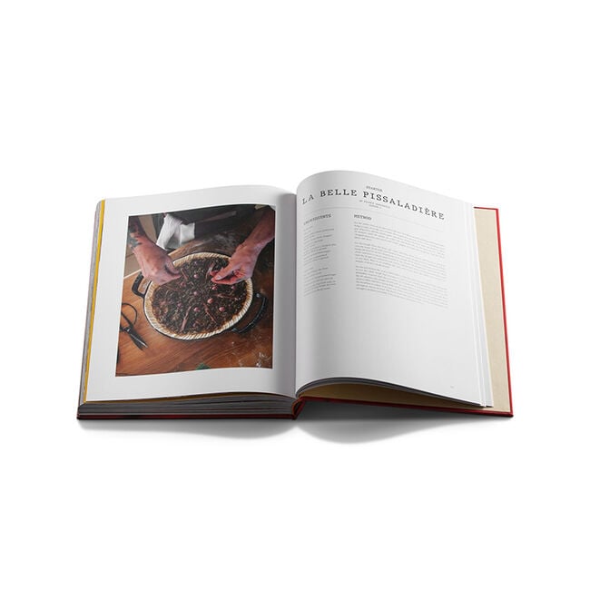 Le Creuset: A Century of Colorful Cookware by Assouline Books