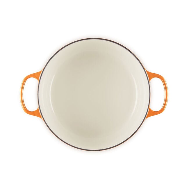 Signature Round Dutch Oven with Crucible Knob