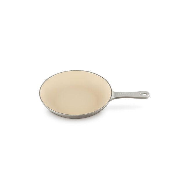 Traditional Round Omelette Pan