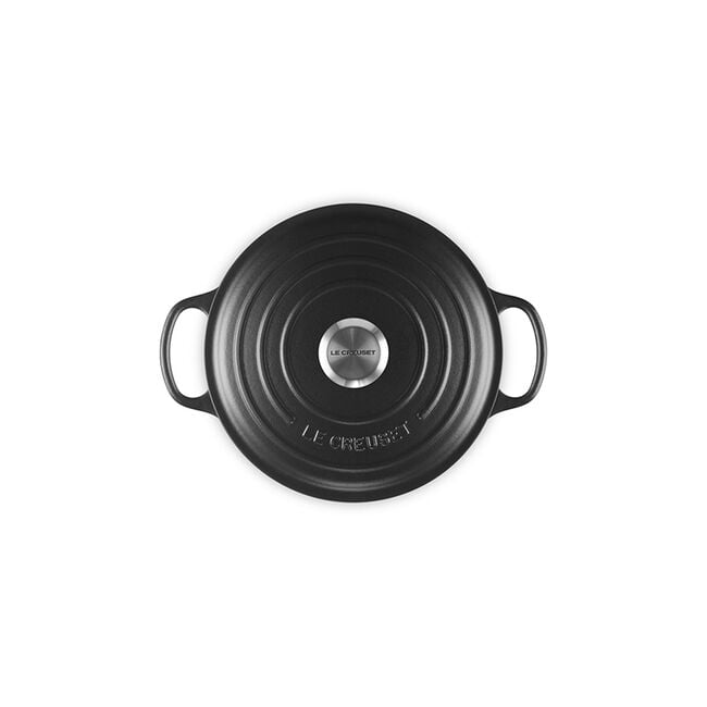 Signature Wide Round OvenLicorice